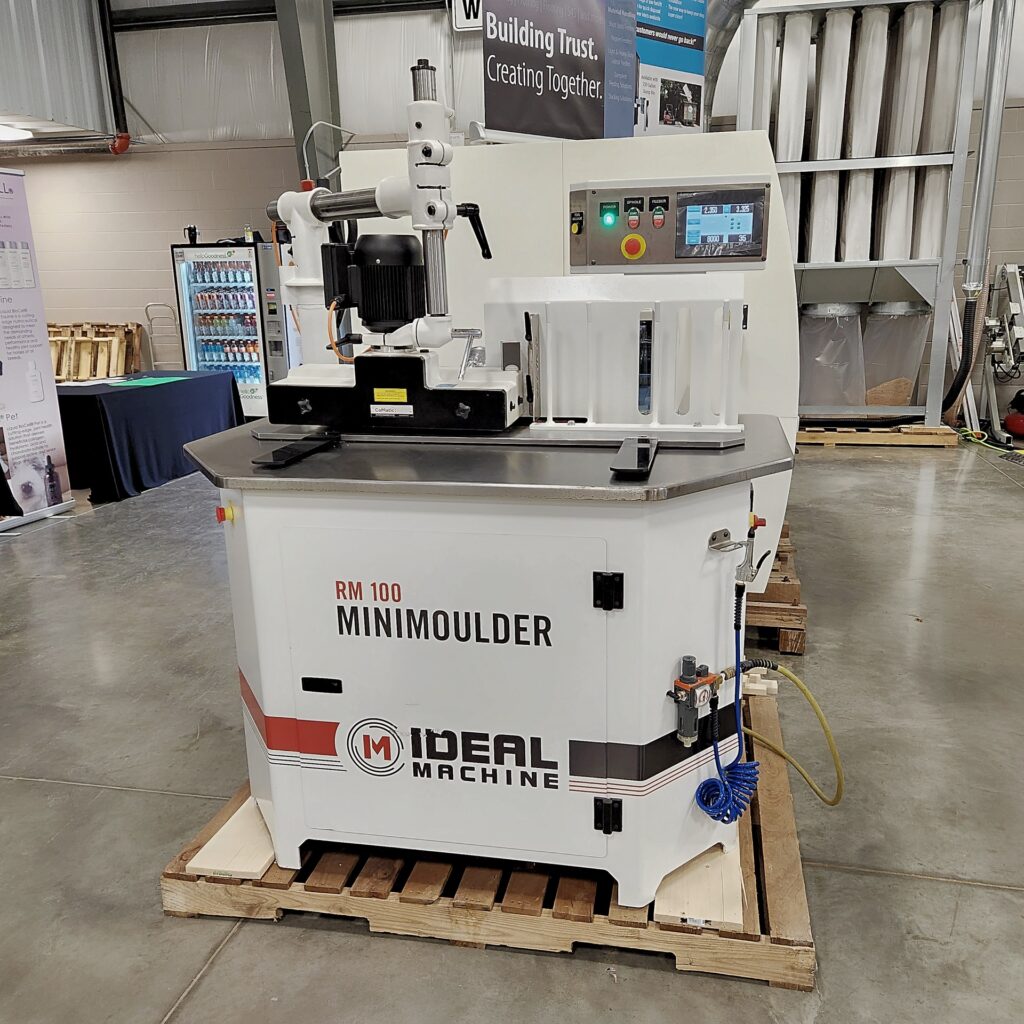 ideal-manufacturing-stile-and-rail-moulder-machine-rm100-at-tradeshow
