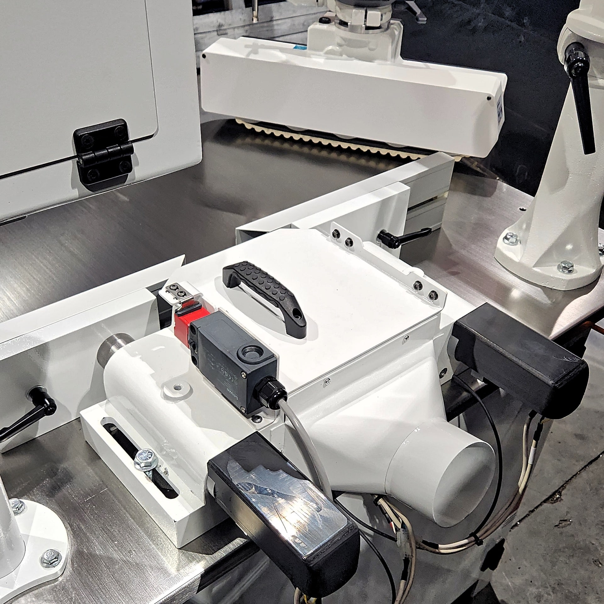 Industrial Wood Shaper By Ideal Machine | IM-101 HSK Shaper